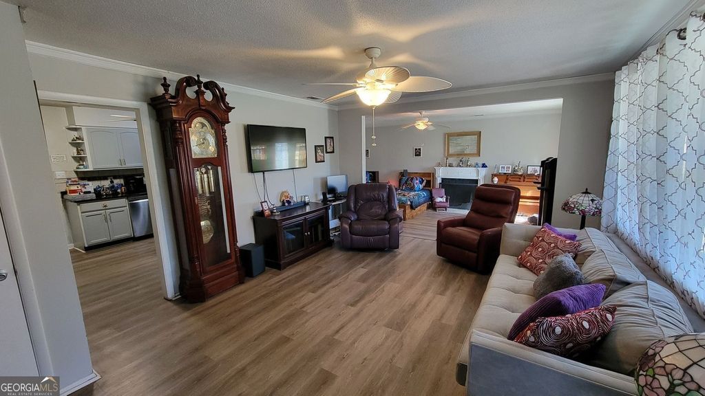 Photo of 128 Wassaw Road, Savannah, GA 31410 (MLS # 10722437)