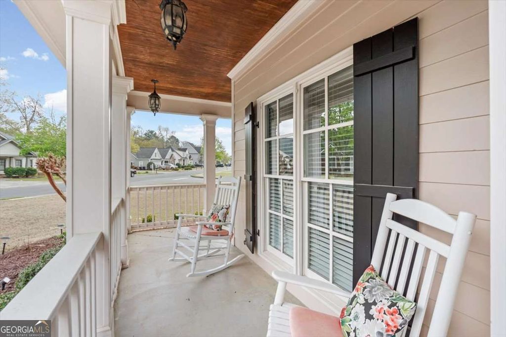 Photo of 44 Lake Haven Drive, Cartersville, GA 30120 (MLS # 10720061)