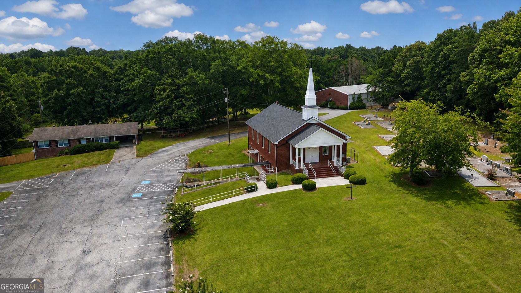 2662 Thompson Mill RD