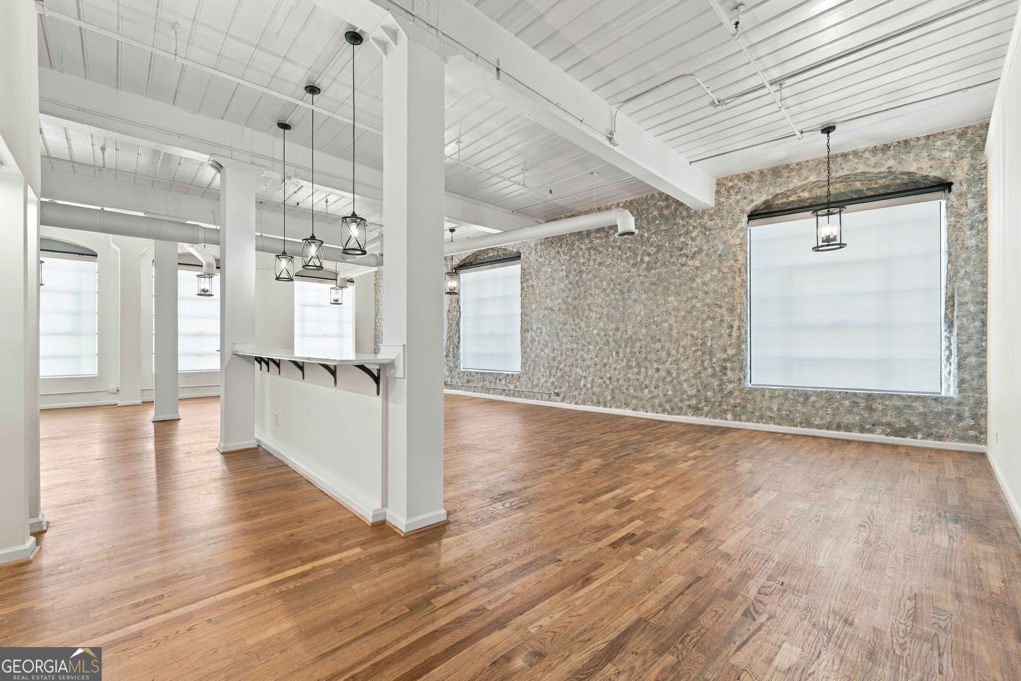 161 Mangum ST SW 200