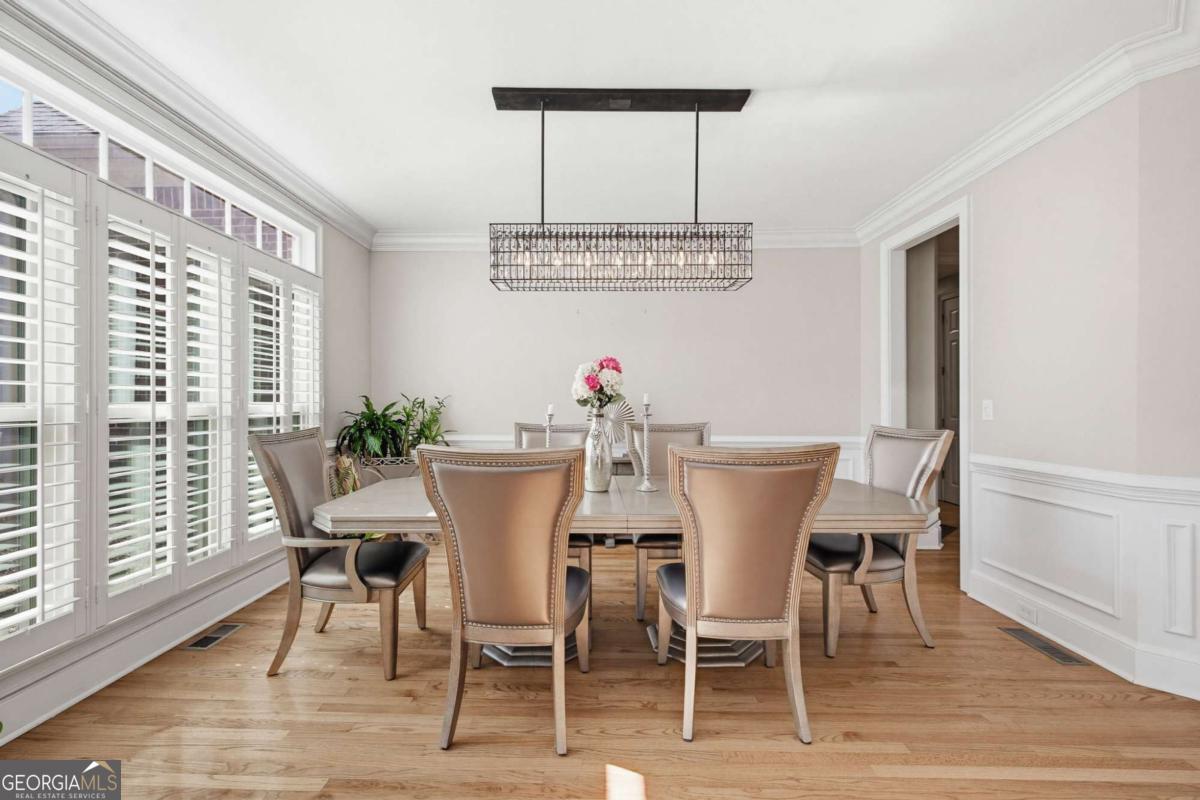 5110 Parkwood Oaks LN