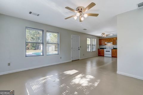 A home in Folkston