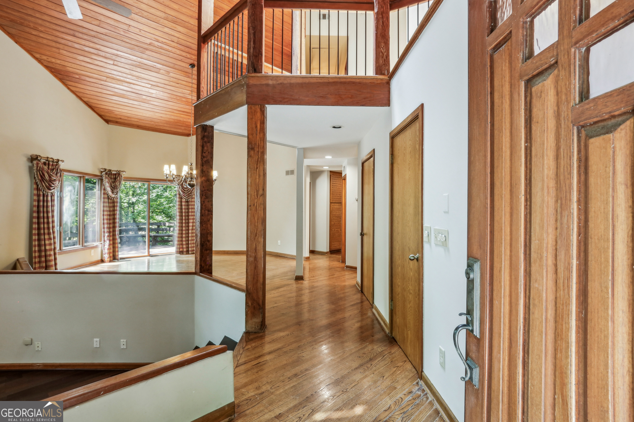 562 Pine Valley RD SE