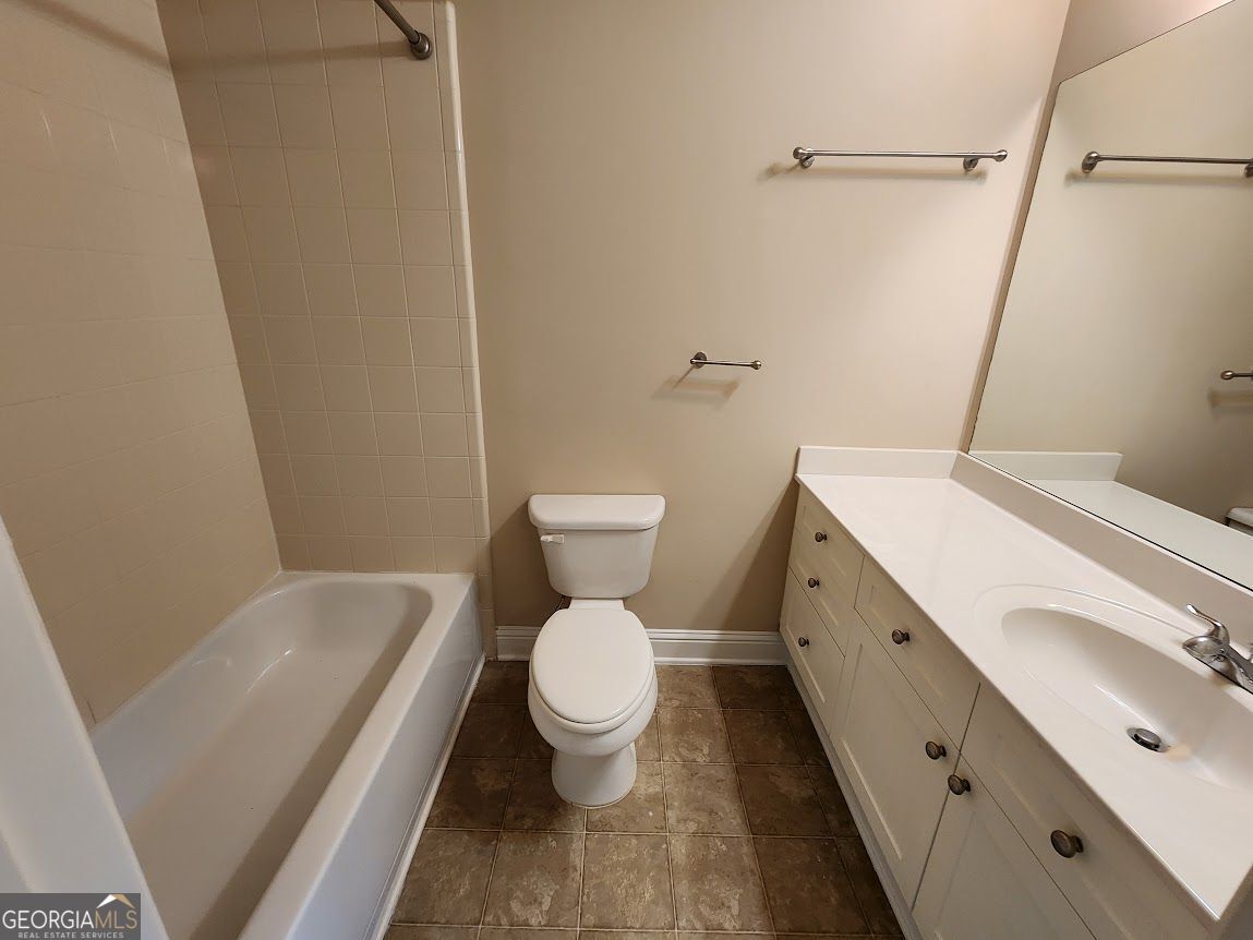 ABBERLEY TOWNESHIP PH 04 - Residential Lease