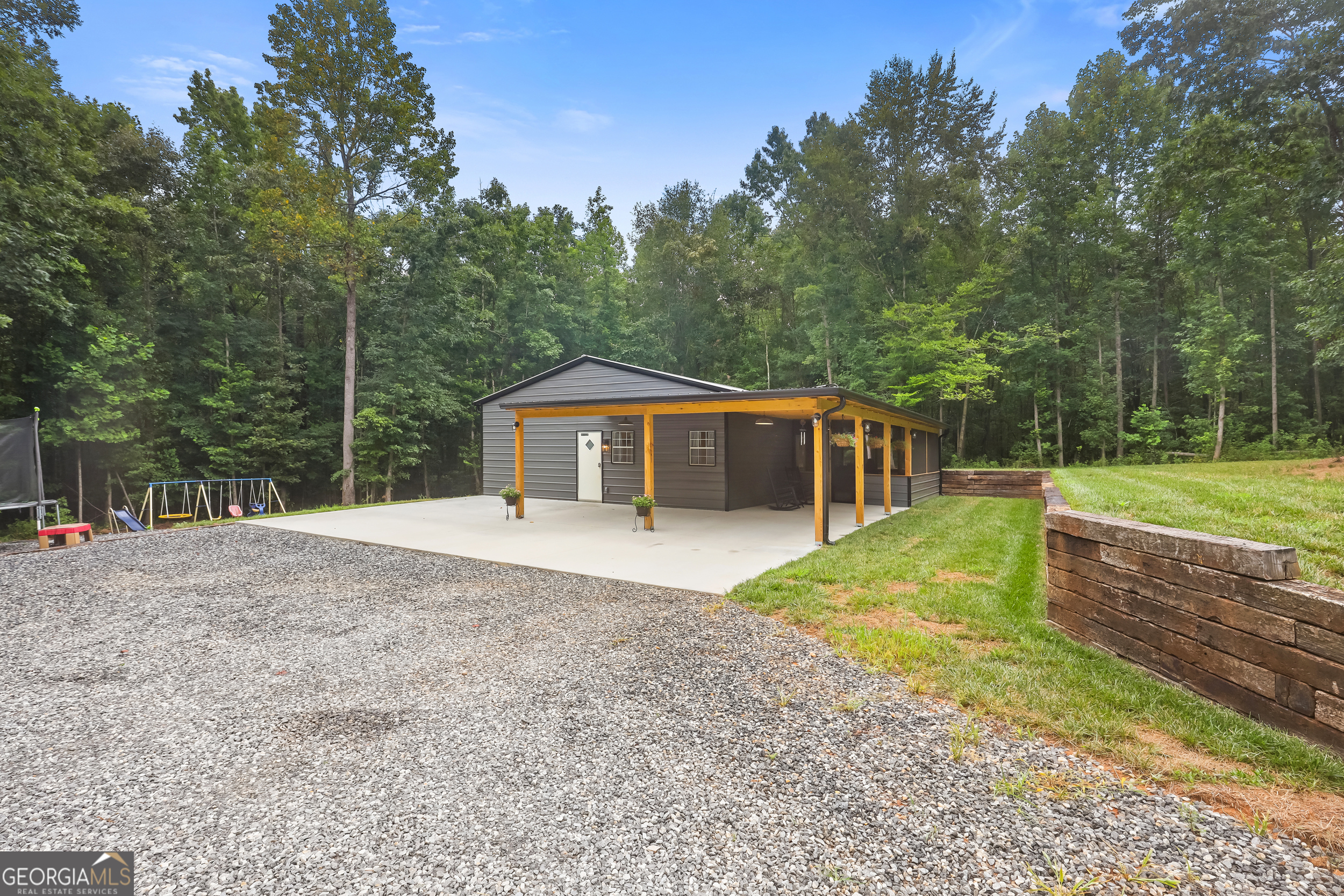 373 Fairview School RD