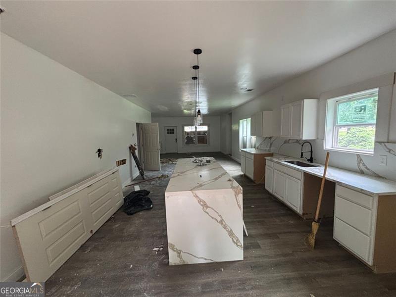 7 CHARLESTON AVE SE