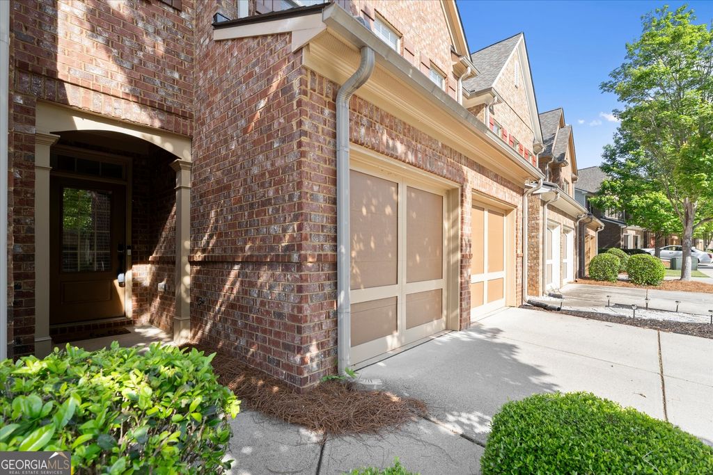 Photo of 1530 Faircrest Lane, Alpharetta, GA 30004 (MLS # 10759028)