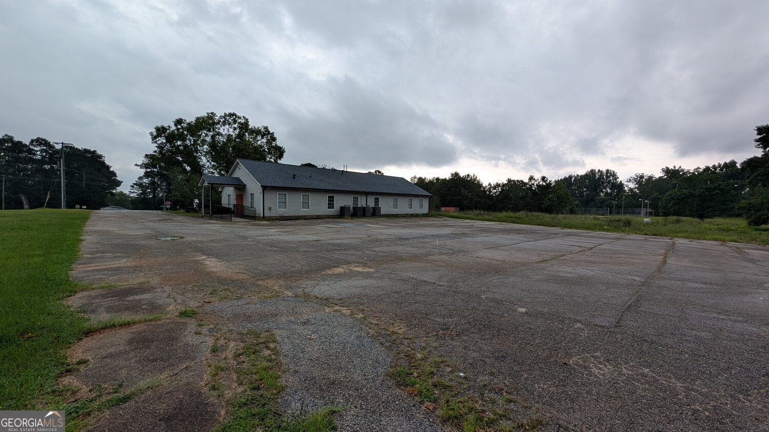 3955 Centerville HWY