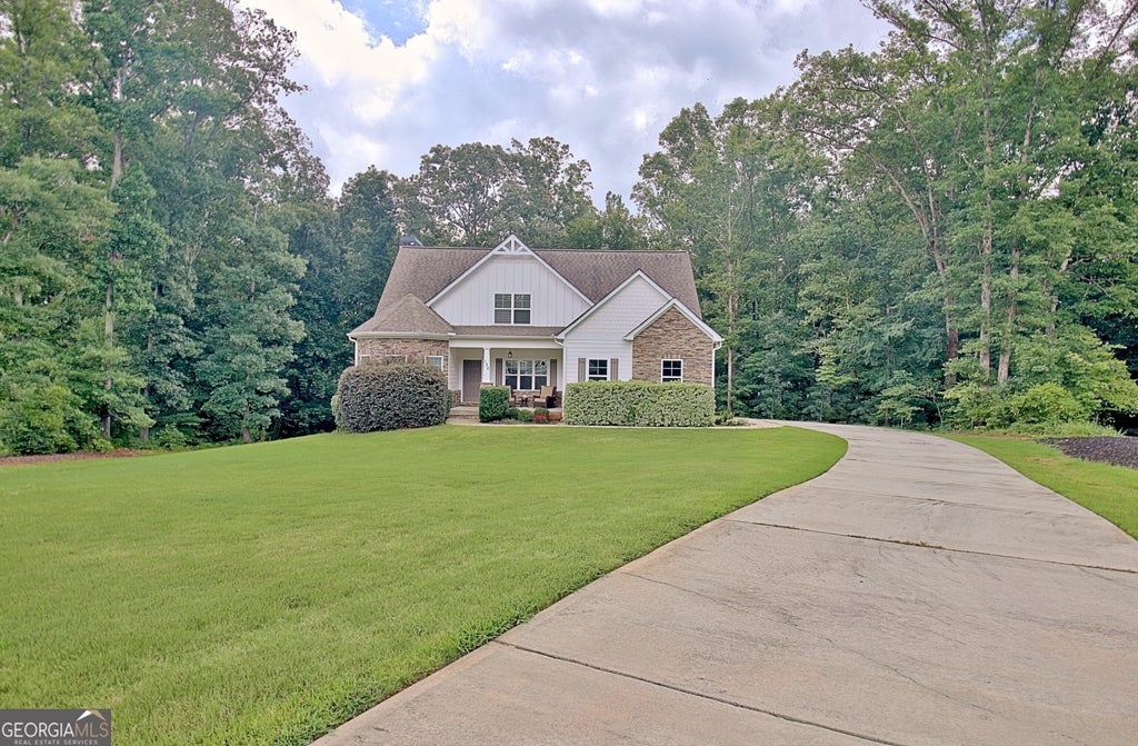 Photo of 138 Old Bailey Farms Drive, Senoia, GA 30276 (MLS # 10806381)