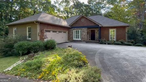 10 Quiet Place LN Clayton GA 30525