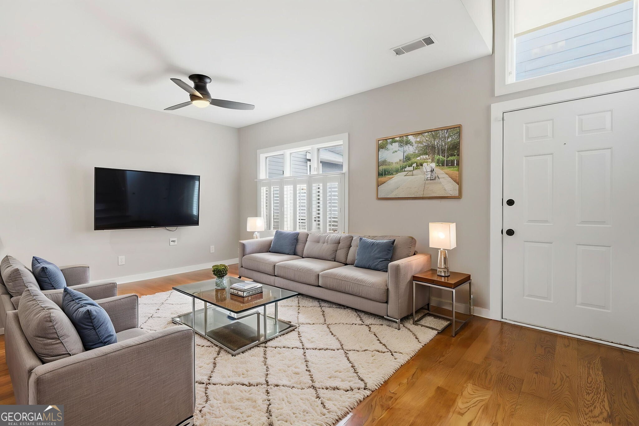 836 Saint Charles AVE NE H