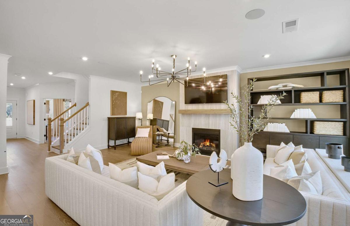 272 Rockledge BND SW