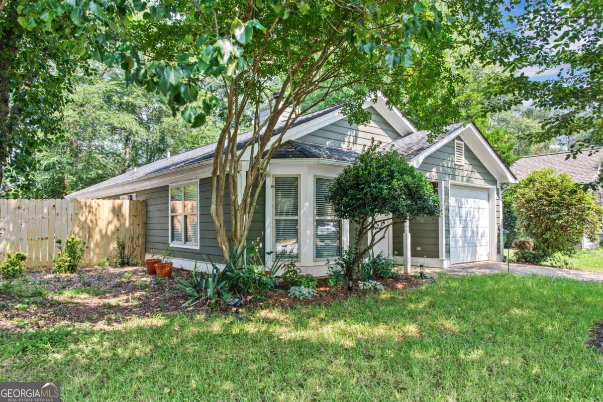 125 Rebecca PL