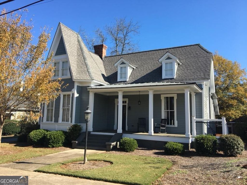 Photo of 254 N Broad Street, Monroe, GA 30655 (MLS # 10768359)