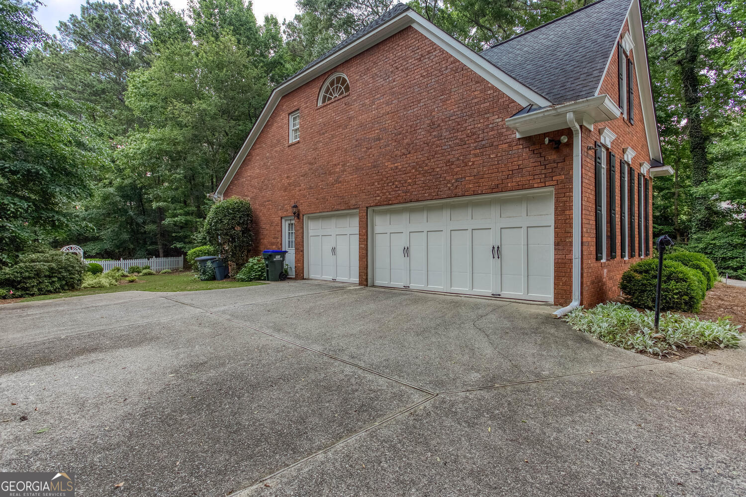 5010 Bonnie WAY