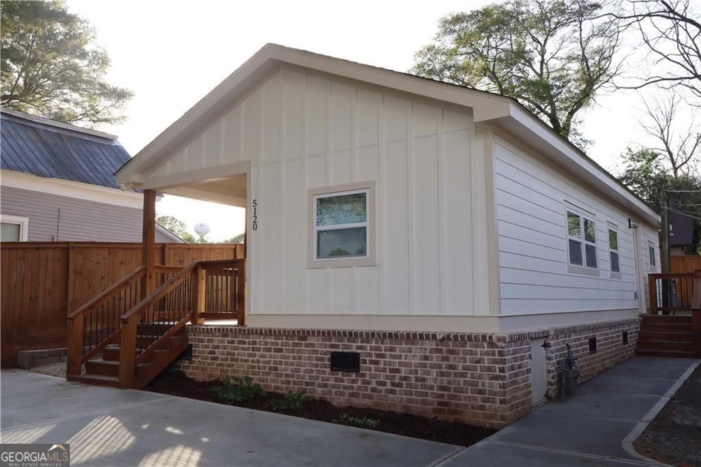 Photo of 5120 Railroad Avenue, Flowery Branch, GA 30542 (MLS # 10728606)