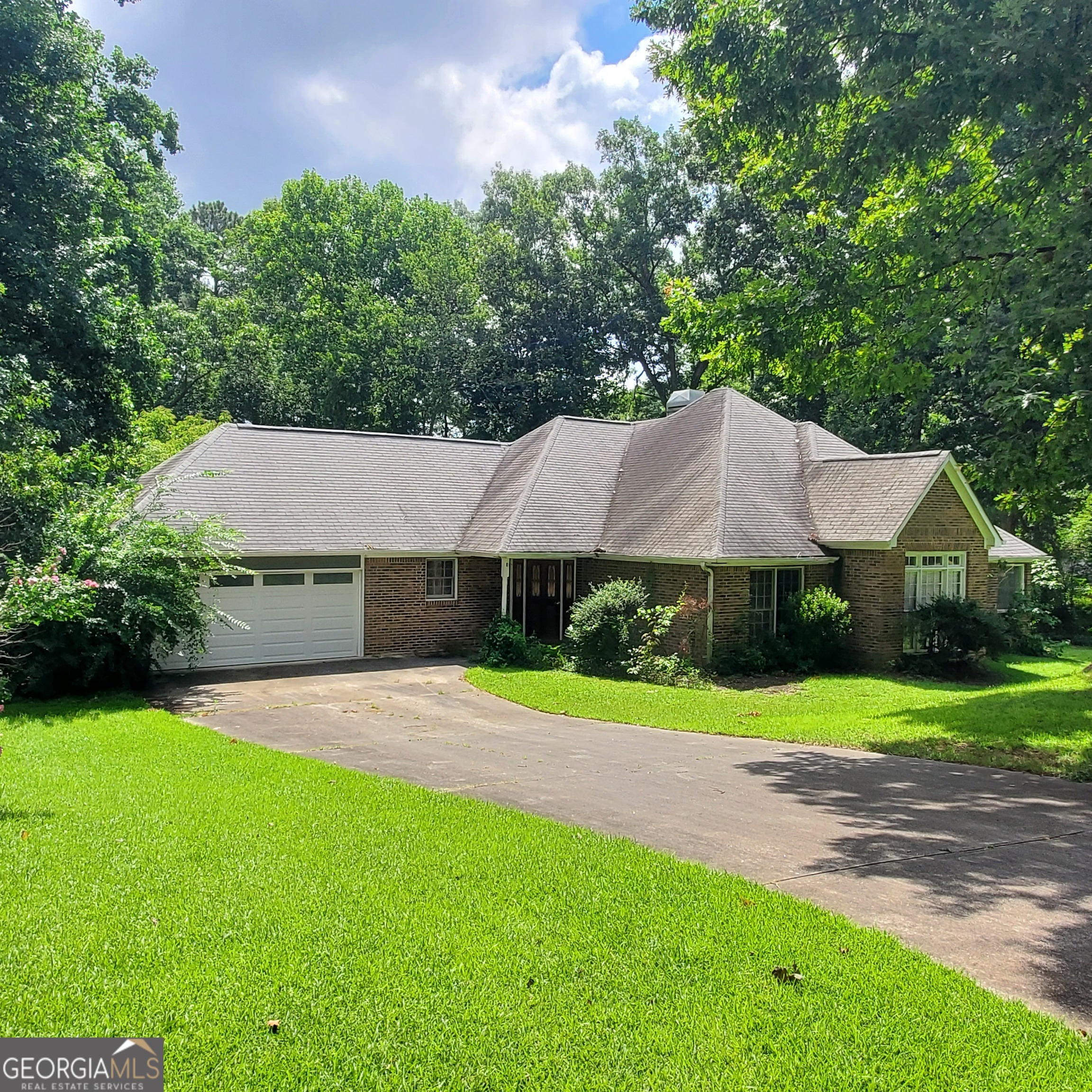 Photo 1 of 19 — 2161 Lakeway DR, Dacula, GA 30019