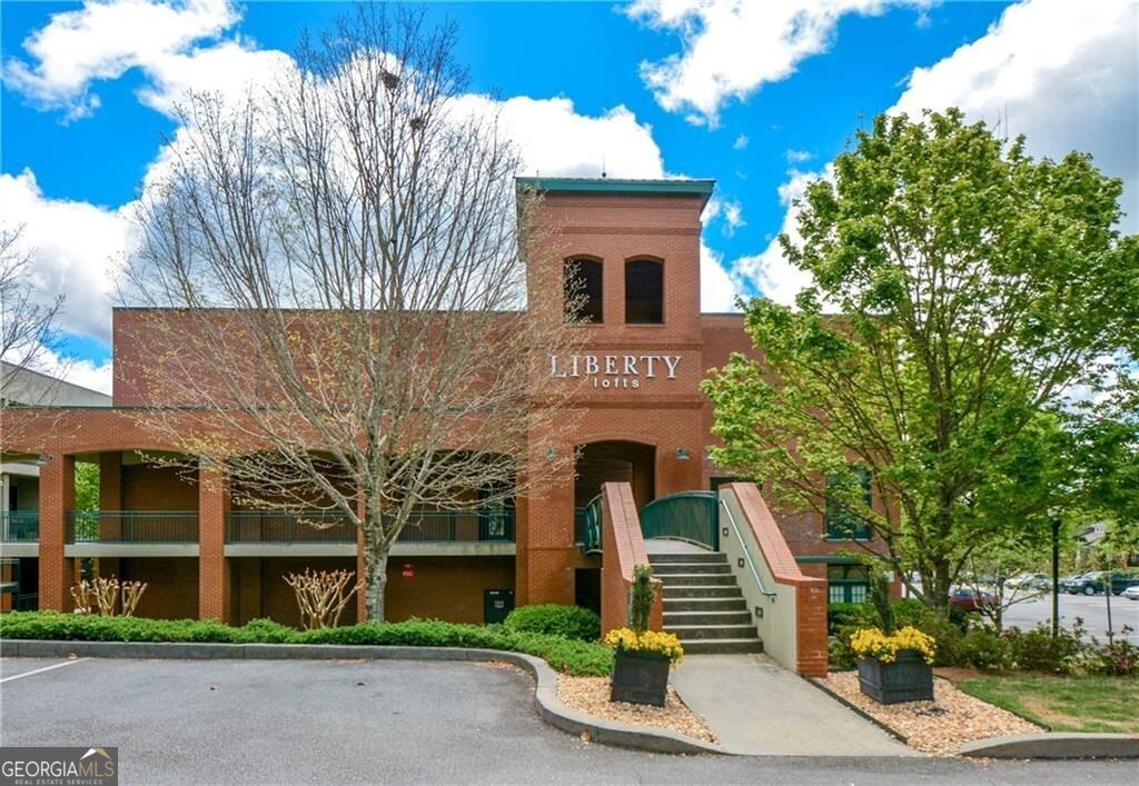 Photo of 1736 Liberty Lane, Roswell, GA 30075 (MLS # 10689659)