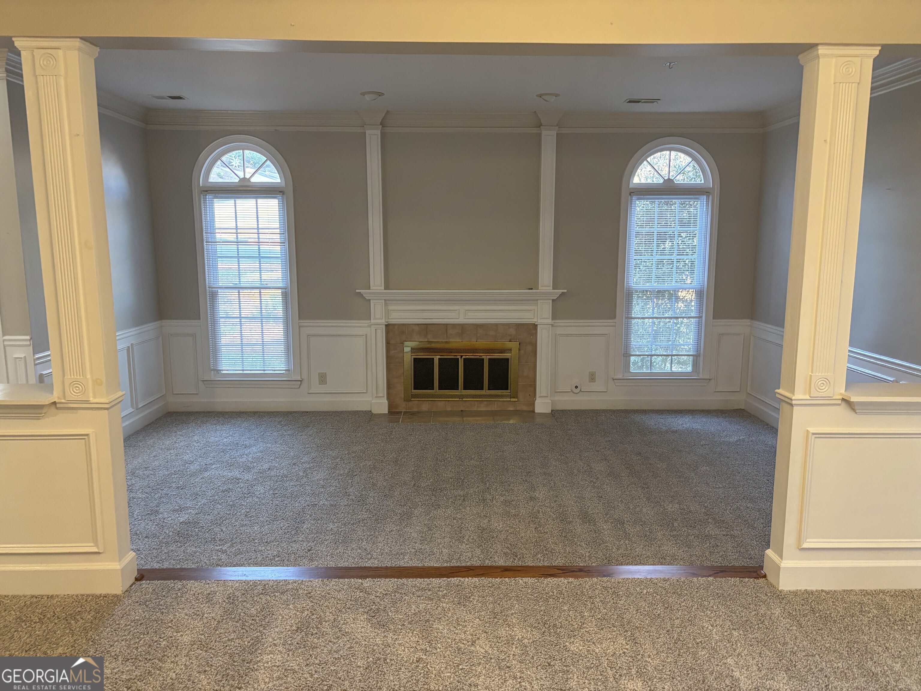 105 Lazy Laurel Chase