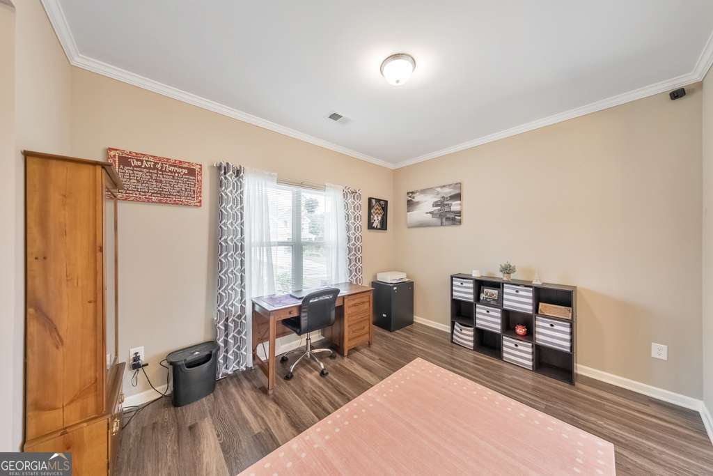 54 Ashbridge LN