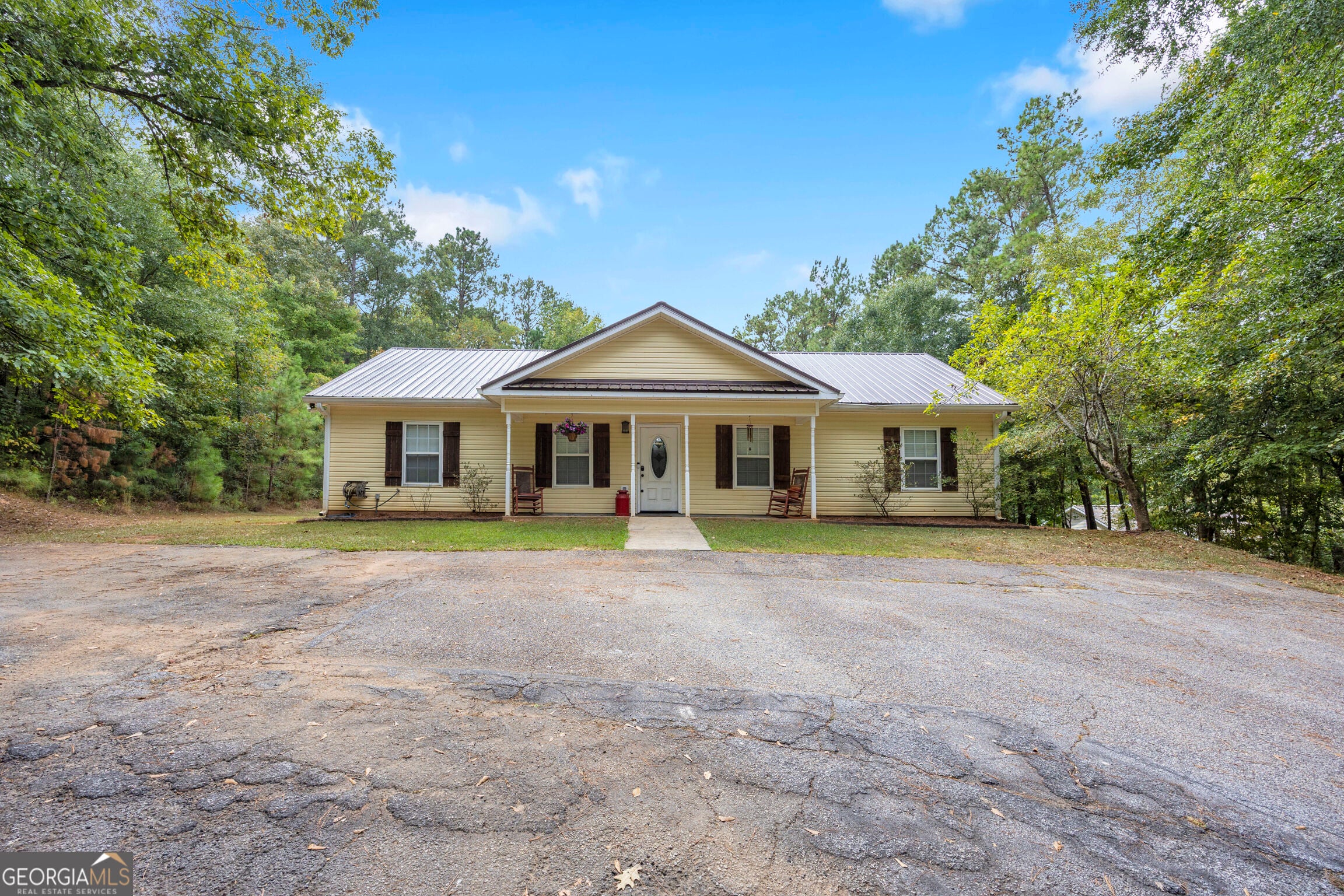 126 Robin Hood RD