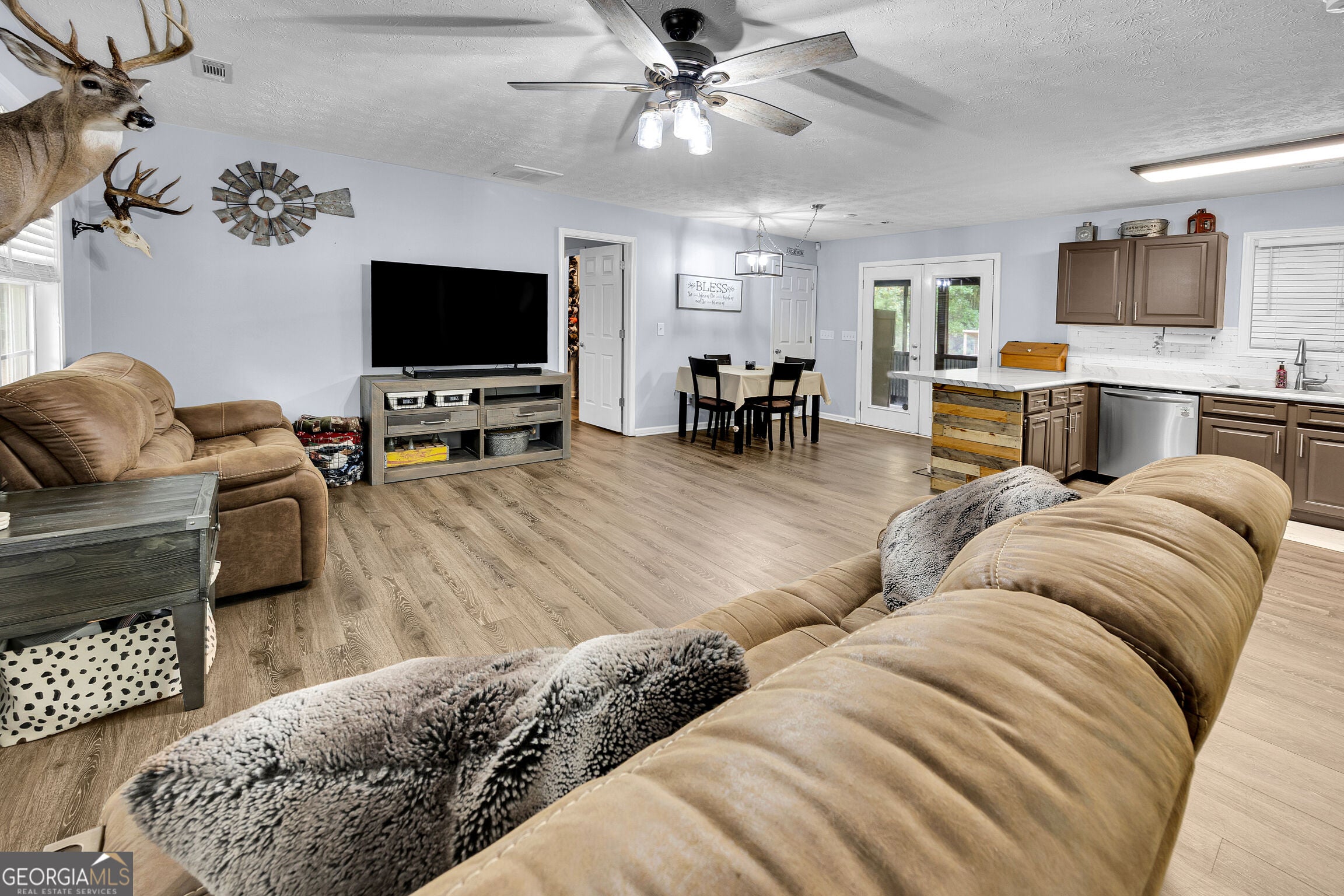 126 Robin Hood RD