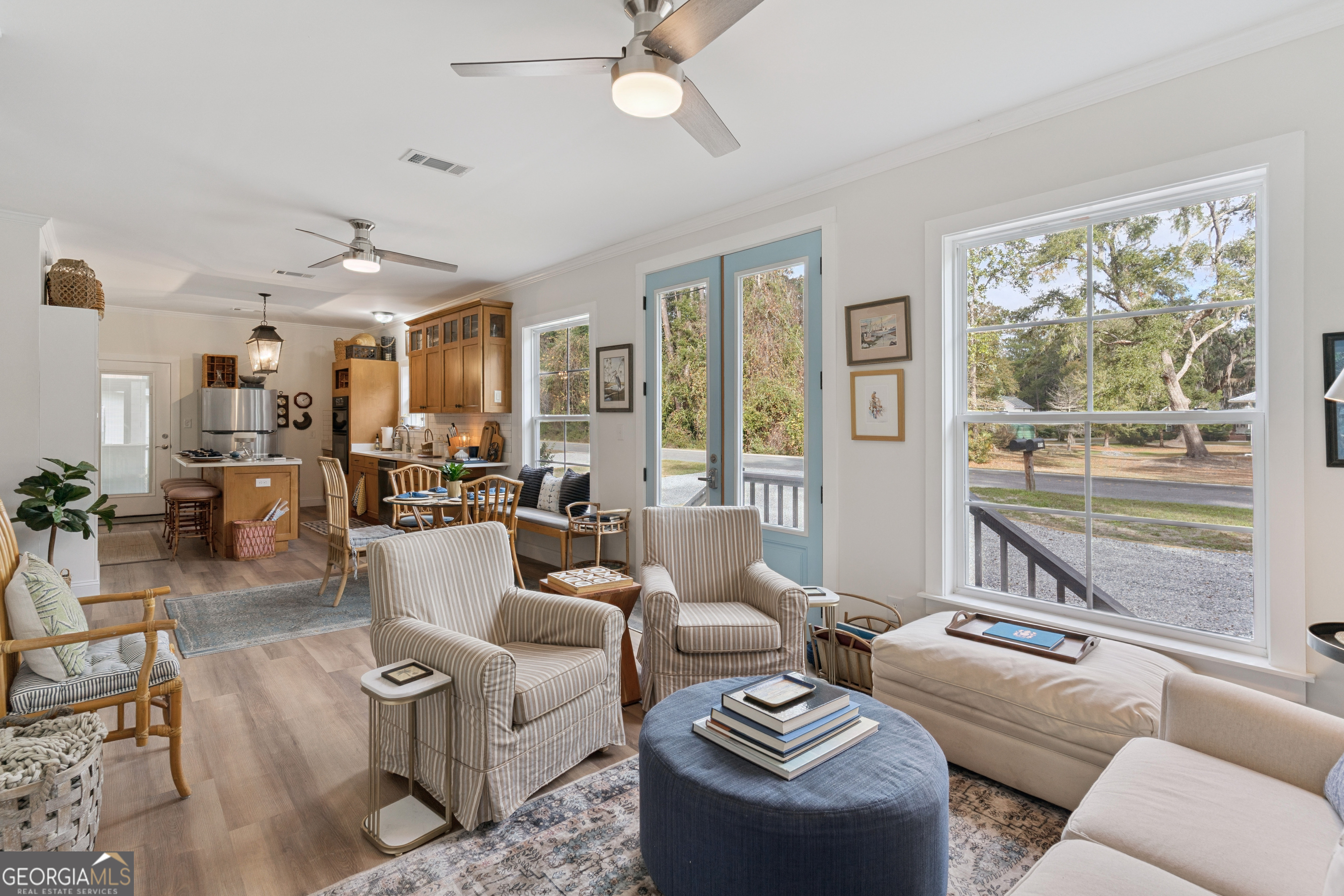 1076 Blue N Hall RD SE