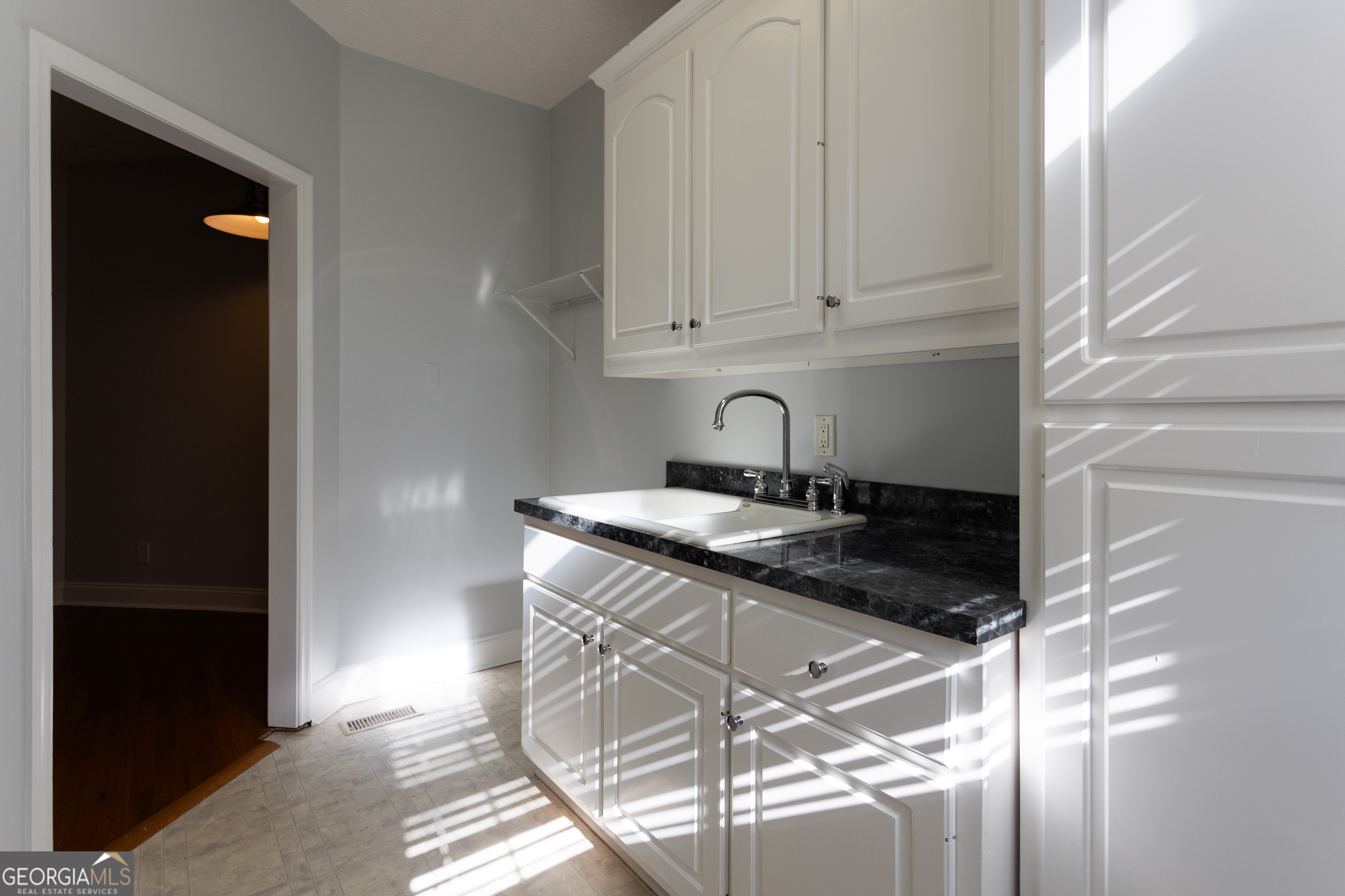 KNIGHTS LANDING - Residential