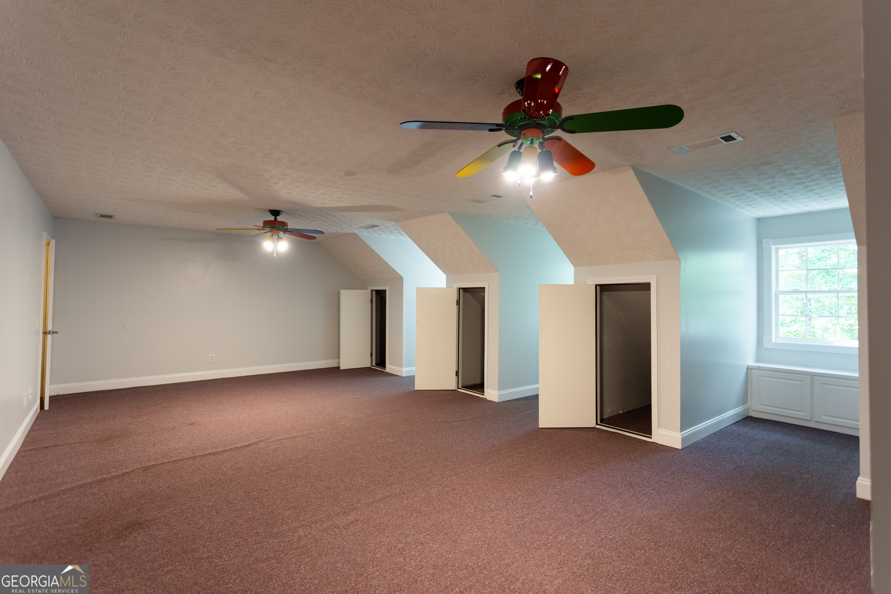 KNIGHTS LANDING - Residential