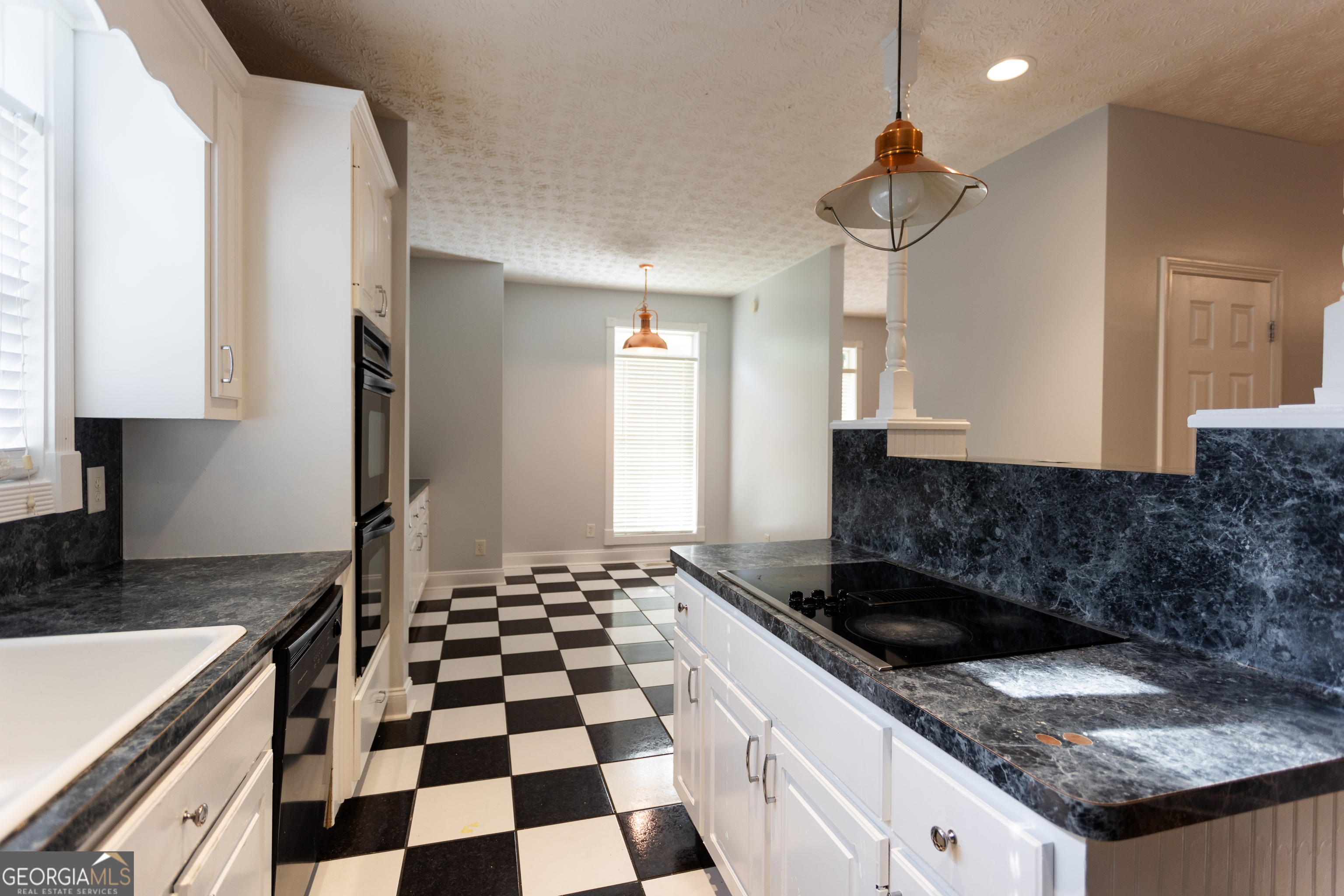 KNIGHTS LANDING - Residential