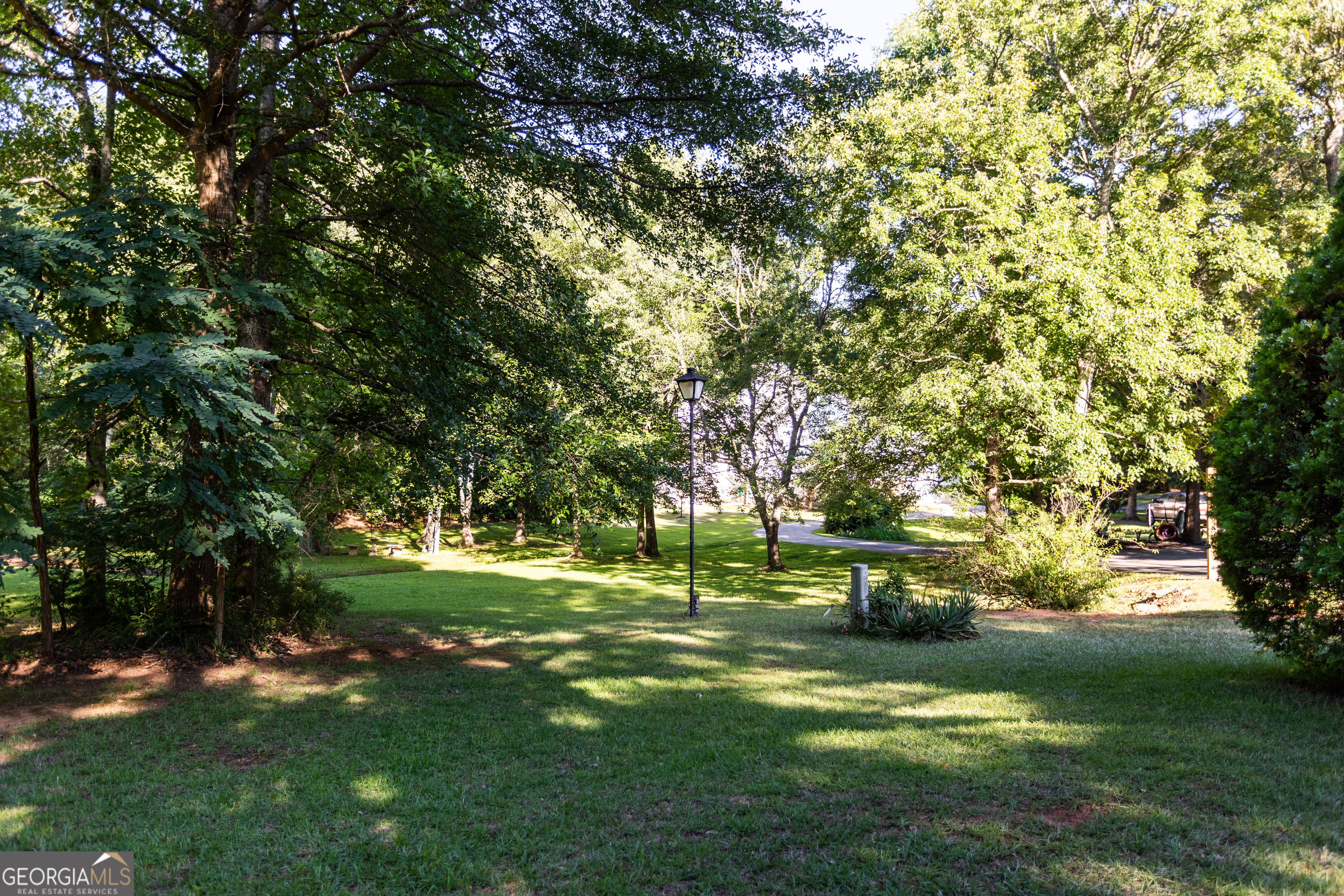 KNIGHTS LANDING - Residential