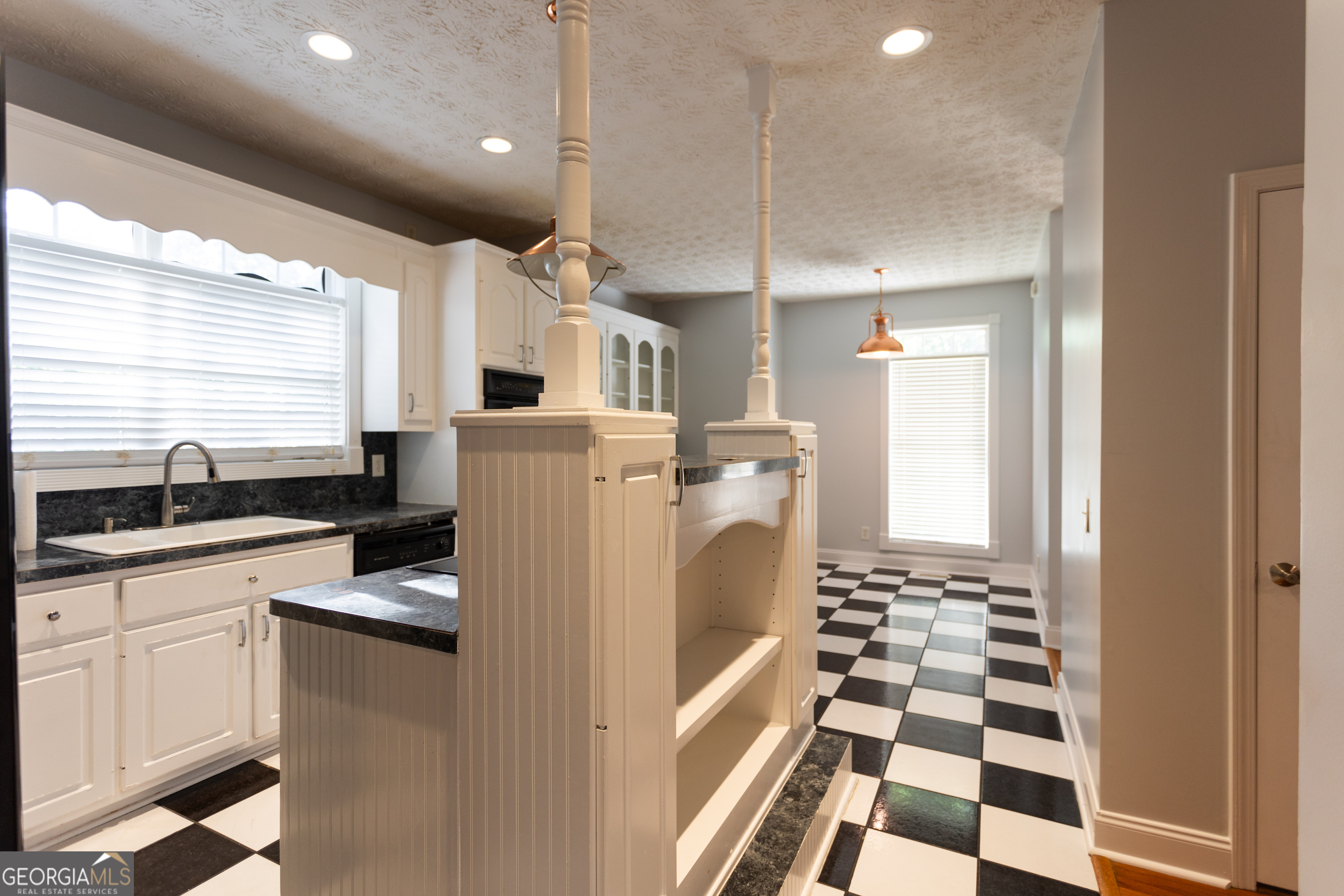 KNIGHTS LANDING - Residential