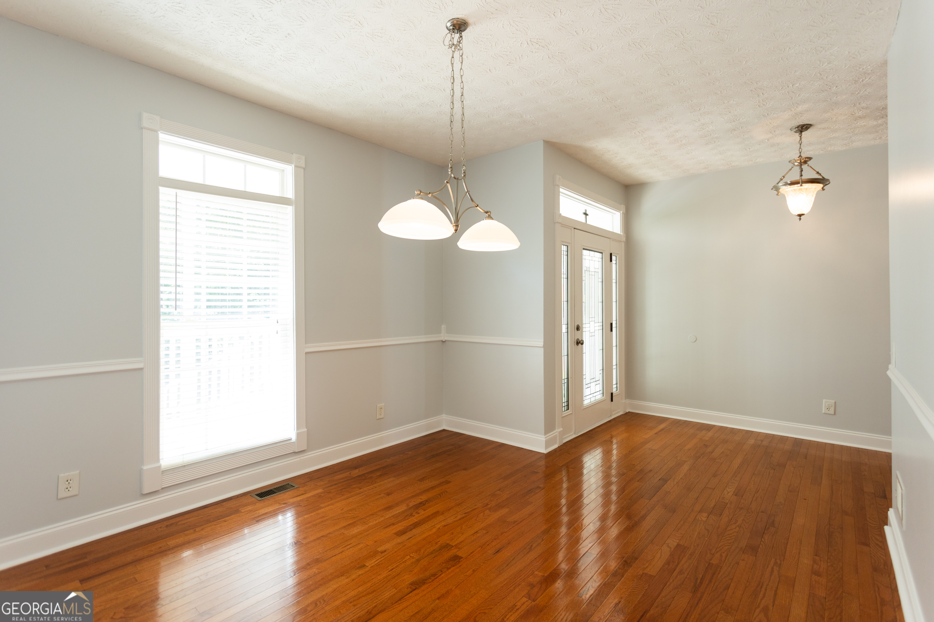 KNIGHTS LANDING - Residential