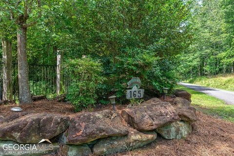 A home in Demorest