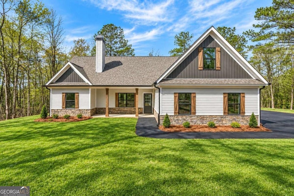 Photo of 410 PLEASANT HILL Road, Rockmart, GA 30153 (MLS # 10856067)
