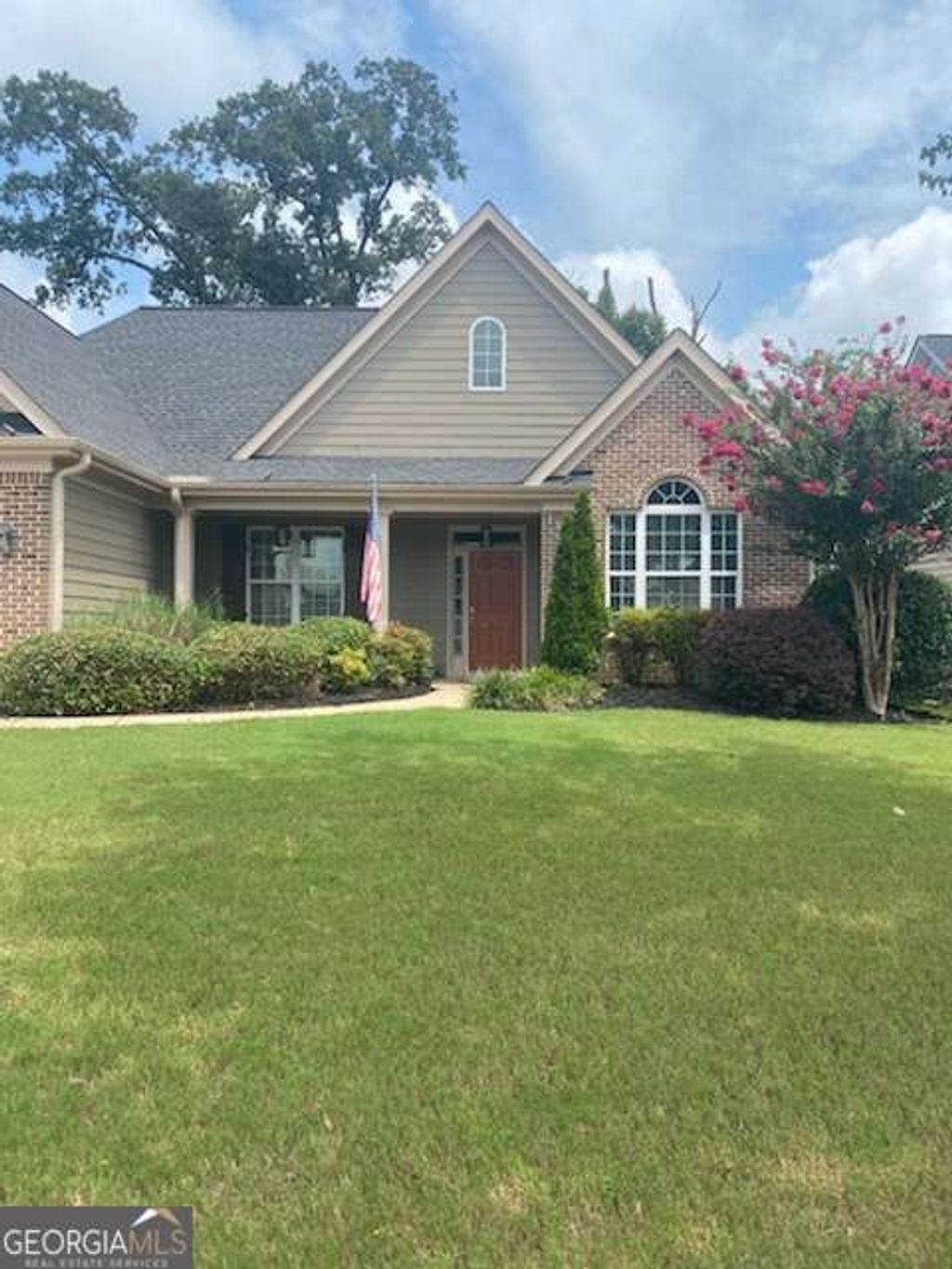 Photo of 52 Cottage Walk NW, Cartersville, GA 30121 (MLS # 10813654)