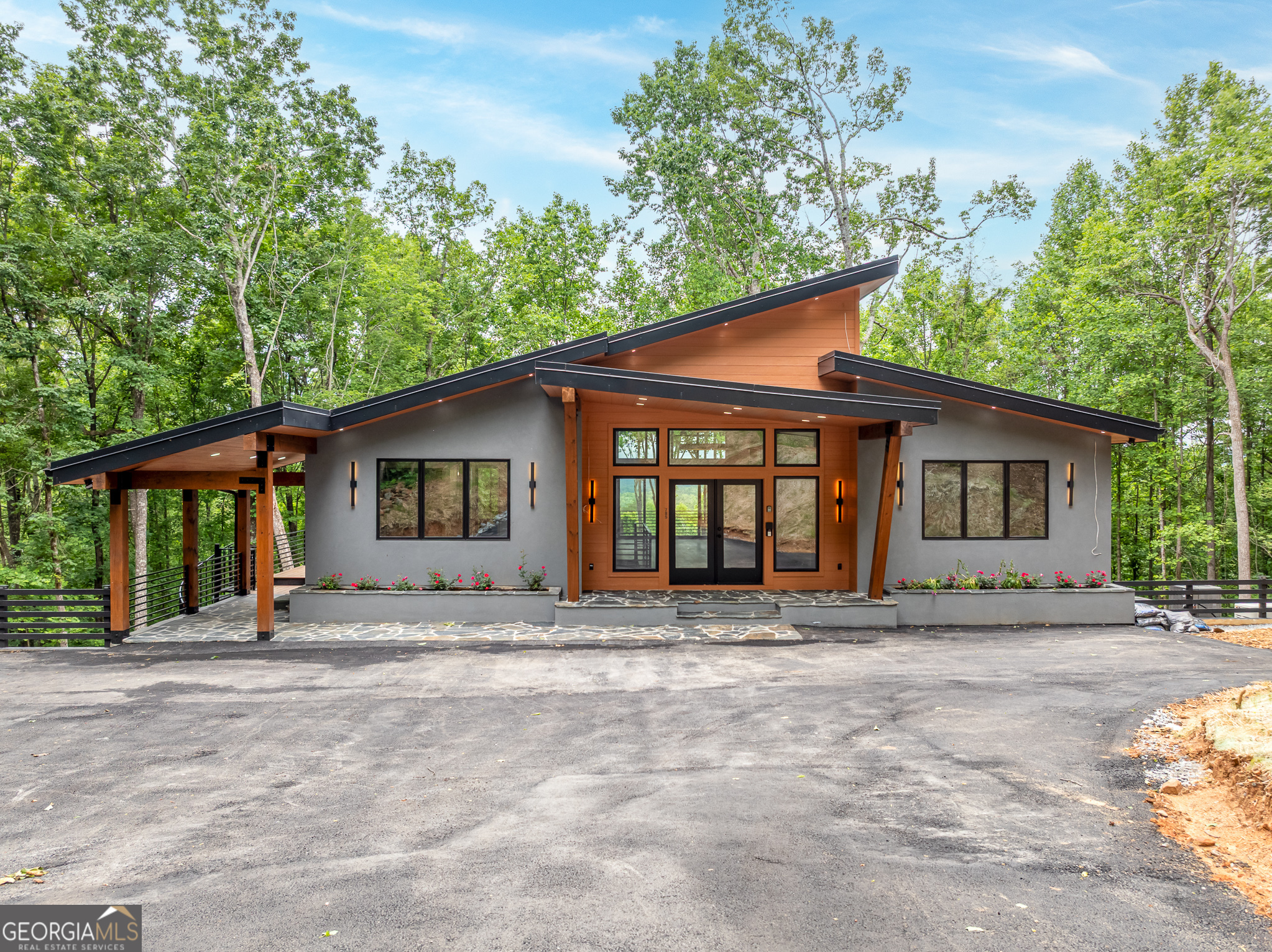 785 Bears Paw DR