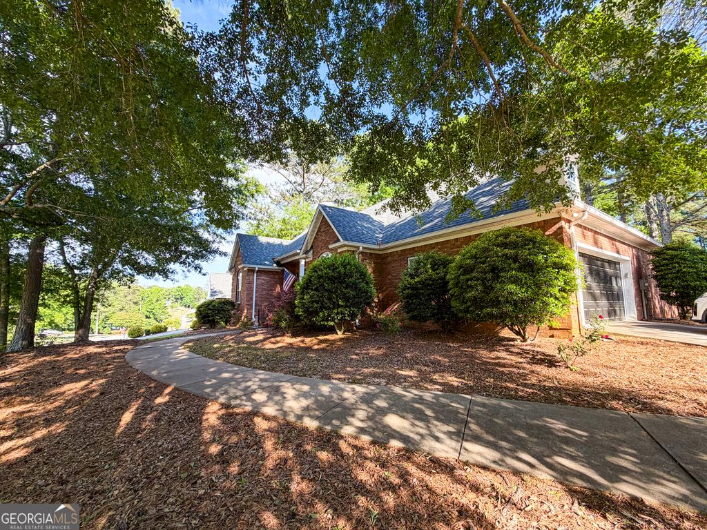 Photo of 194 Charleston Ave, Bremen, GA 30110 (MLS # 10763306)