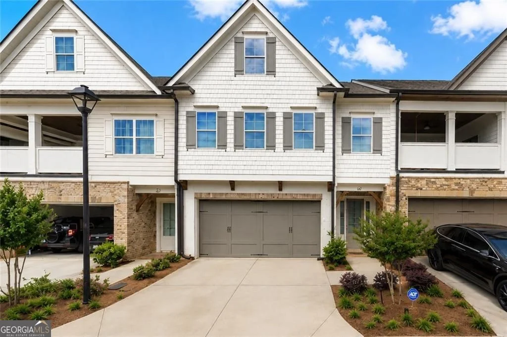 468 Springer Bend NW
