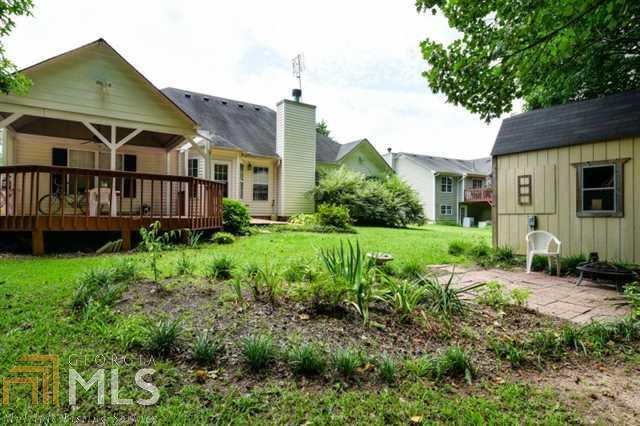 Twelve Oaks - Residential