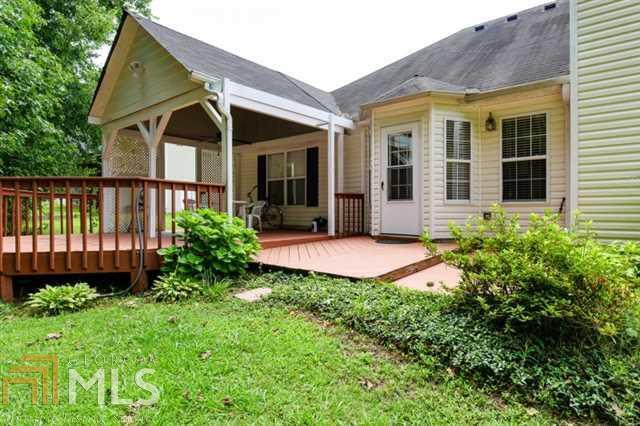 Twelve Oaks - Residential