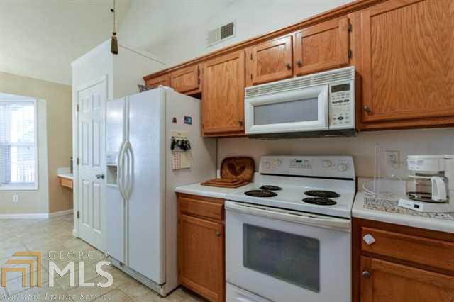 Twelve Oaks - Residential