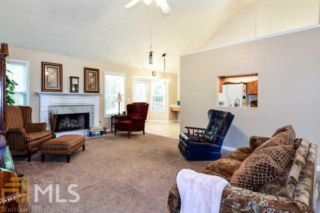 Twelve Oaks - Residential