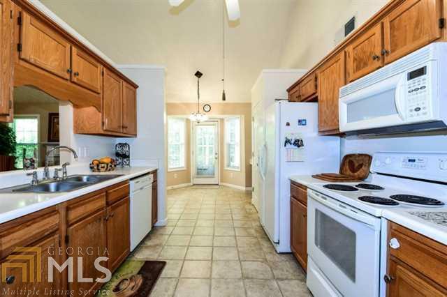 Twelve Oaks - Residential