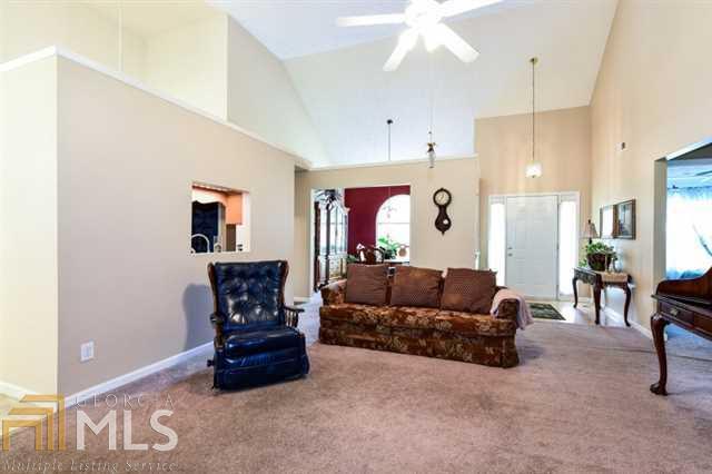 Twelve Oaks - Residential