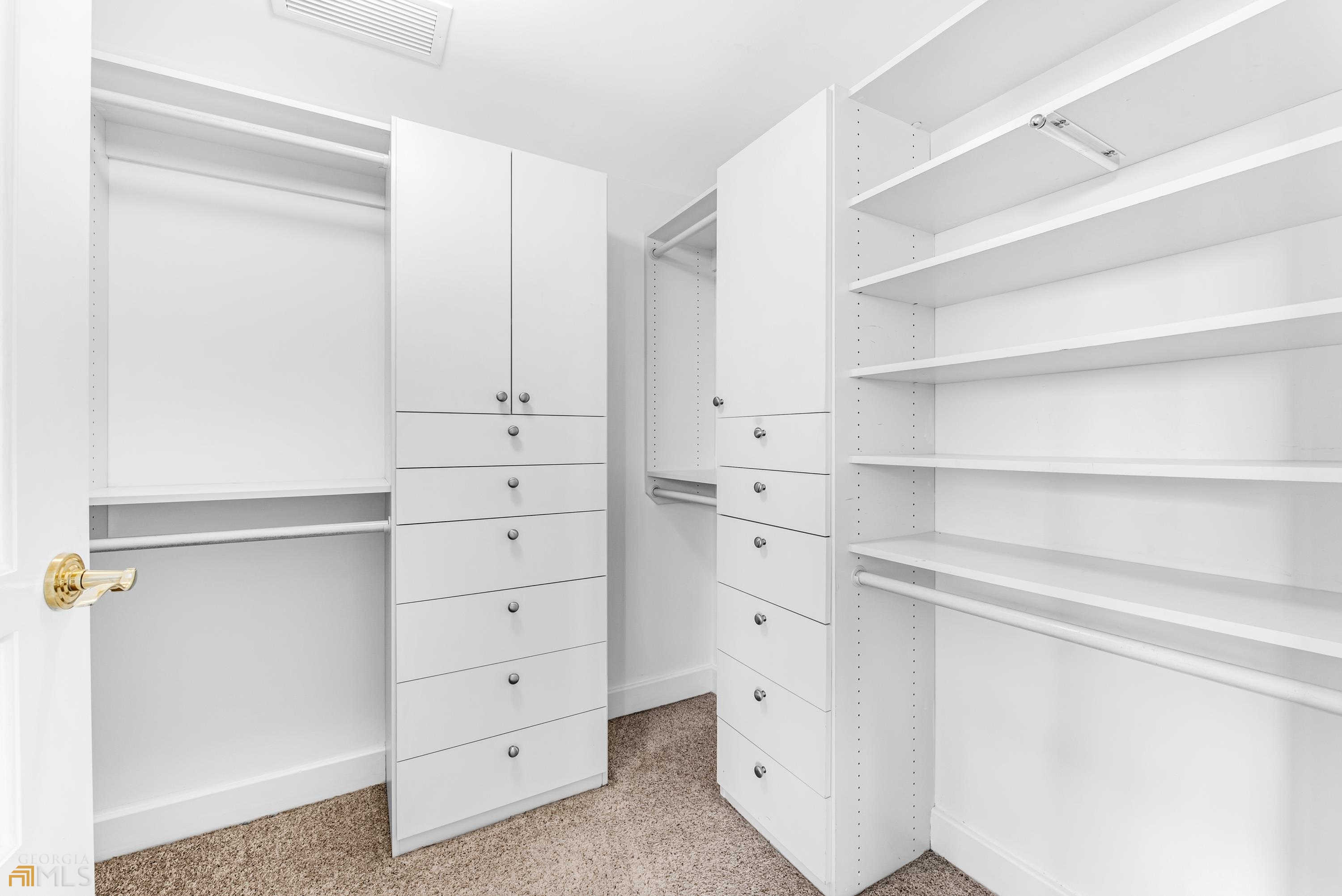 Park Regency - Residential