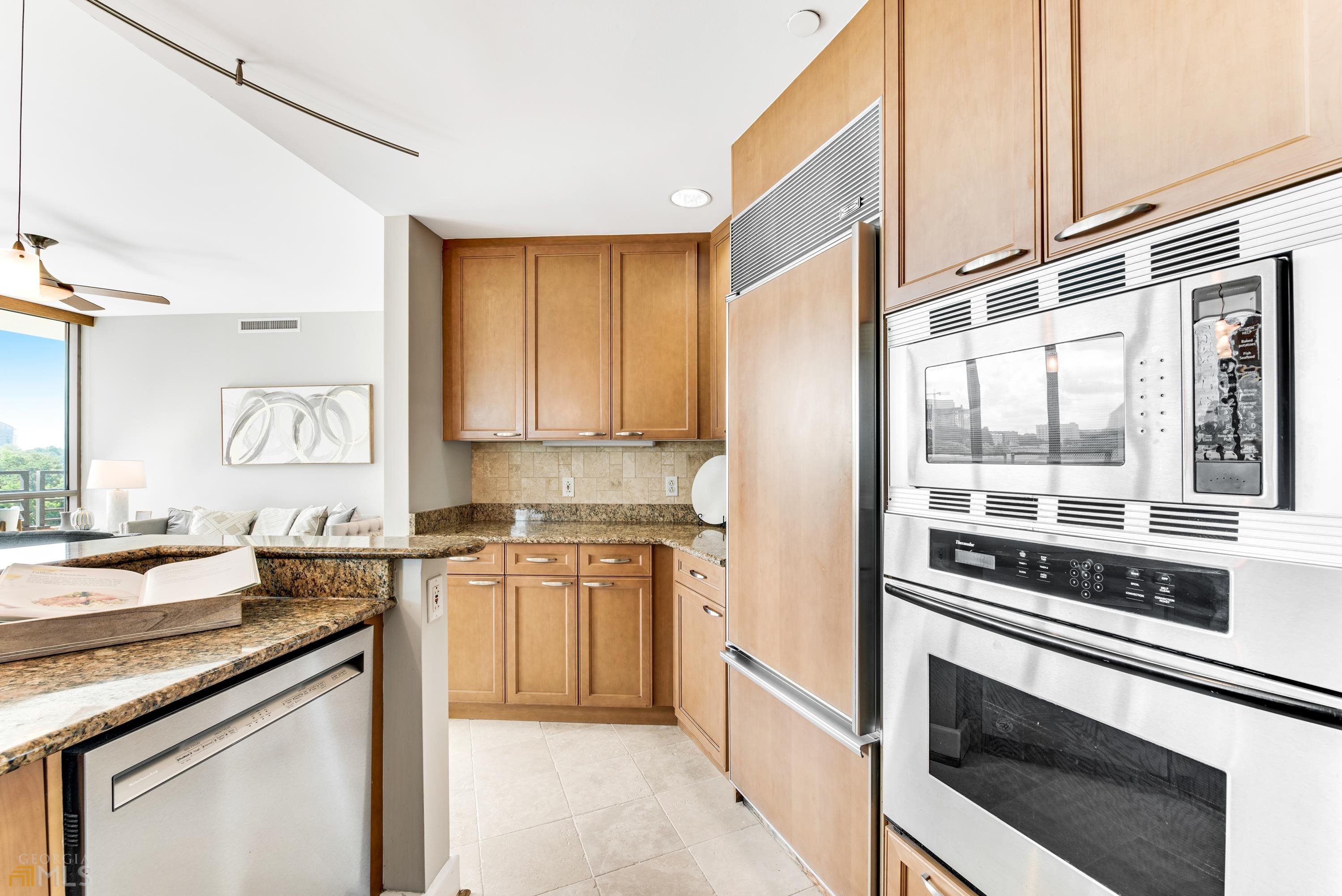 Park Regency - Residential