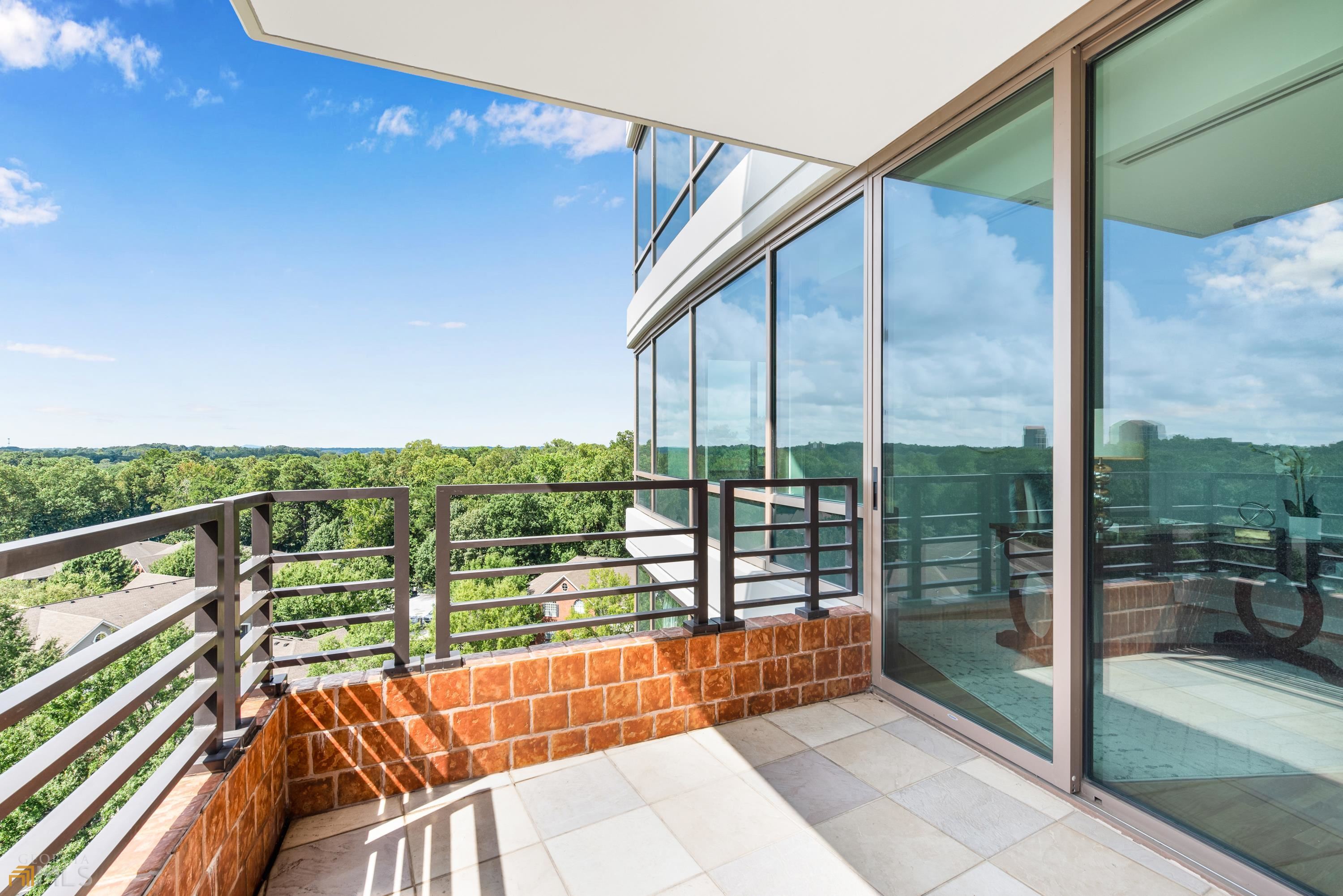 Park Regency - Residential