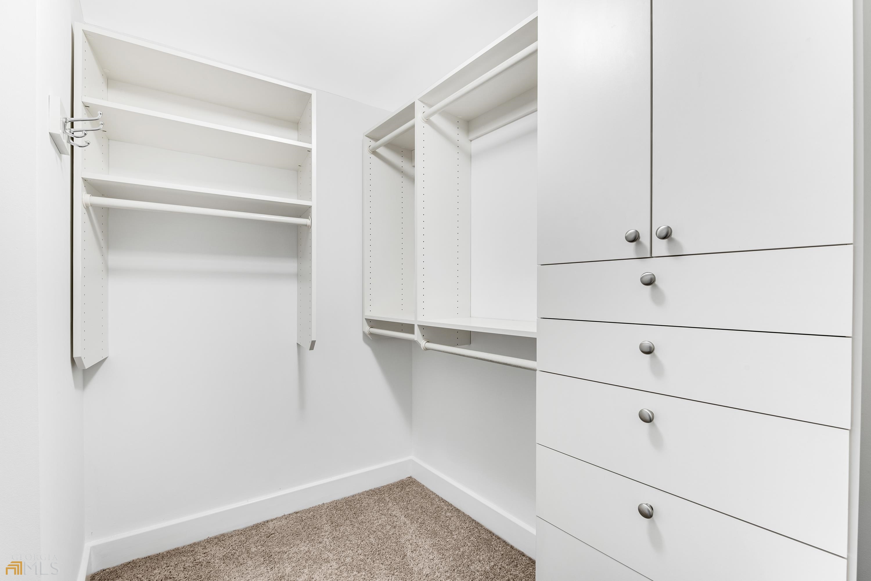 Park Regency - Residential