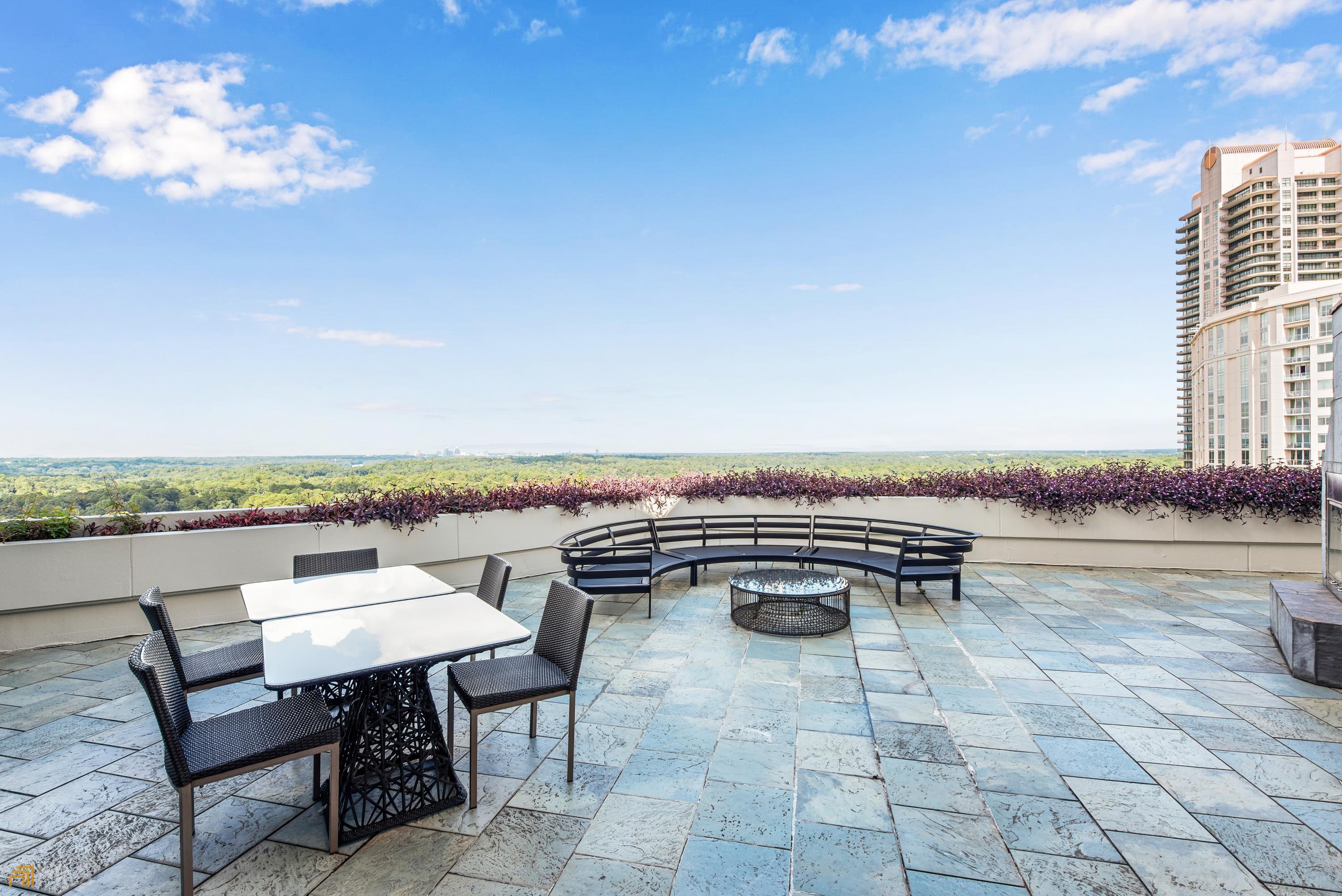 Park Regency - Residential